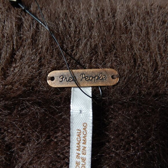 Free People Harrison Bunny Crew Fuzzy SWEATER Size L Mocha Brown Slouchy NEW - Picture 10 of 14